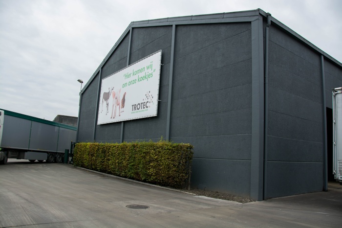 Industriële Schilderwerken Industrie - Russo NV, uw partner voor industriele schilderwerken in Antwerpen  thumbnail